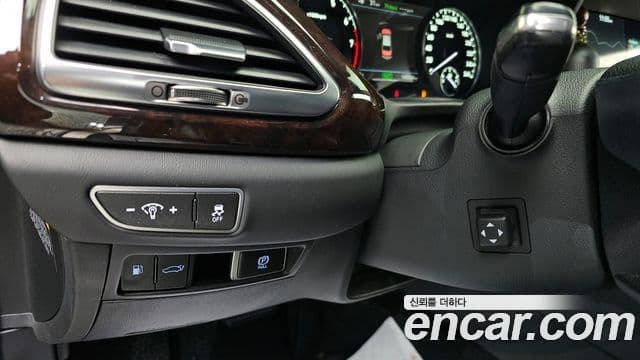 Genesis EQ900 Luxury, 2018 13