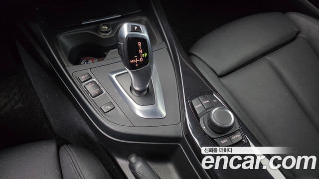 BMW 1시리즈 (F20) 118d Sport 5도어, 2015 9