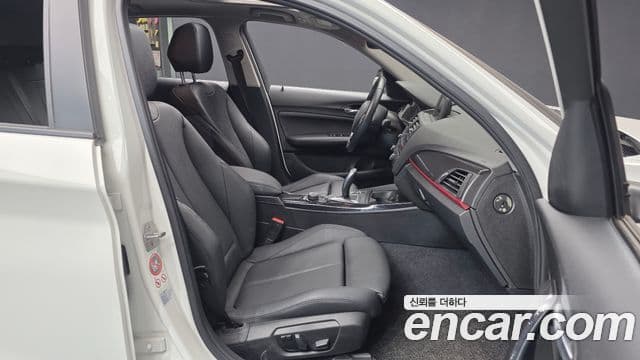 BMW 1시리즈 (F20) 118d Sport 5도어, 2015 10