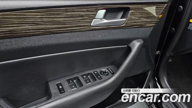 Hyundai LF Sonata 2.0 Smart, 2015 17