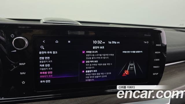 Kia K5 гибрид 3세대 Noblesse, 2021 16