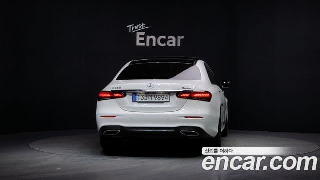 Mercedes-Benz E-класс W213 AMG Line, 2023 4