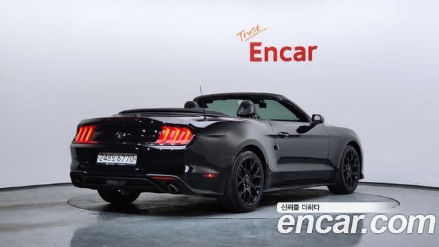 Ford Mustang кабриолет, 2019 2
