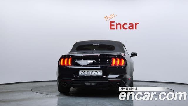 Ford Mustang кабриолет, 2019 4
