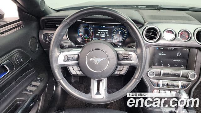 Ford Mustang кабриолет, 2019 13