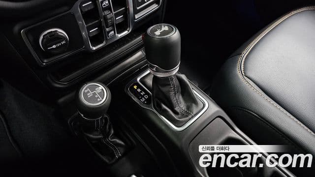 Jeep Wrangler (JL) 2.0 Sahara 4도어, 2024 9