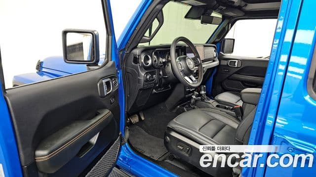 Jeep Wrangler (JL) 2.0 Sahara 4도어, 2024 10