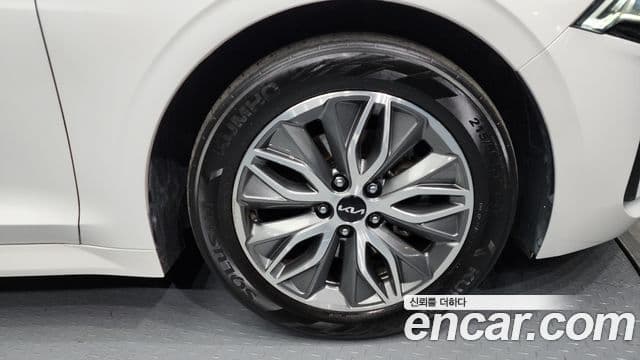 Kia K5 гибрид 3세대 Prestige, 2023 все фото