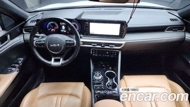 Kia K5 гибрид 3세대 Prestige, 2023 7
