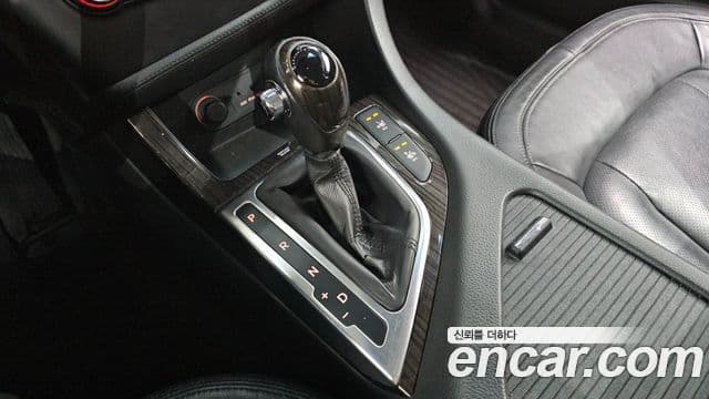 Kia K5 Prestige, 2011 9