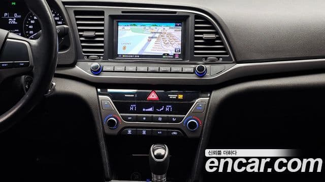 Hyundai Avante AD 1.6 GDI Smart, 2016 20