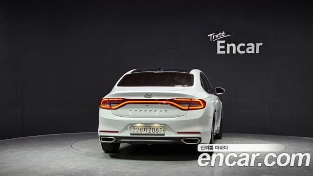 Hyundai Grandeur IG 3.0 LPi Modern (арендный автомобиль), 2018 4