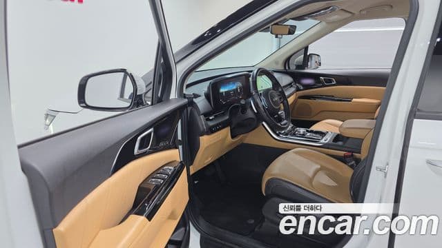 Kia Carnival 4세대 Signature, 2022 11