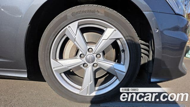 Audi A6 (C8), 2020 все фото