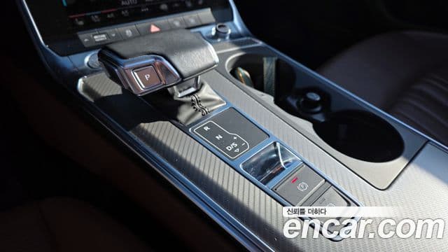 Audi A6 (C8), 2020 9