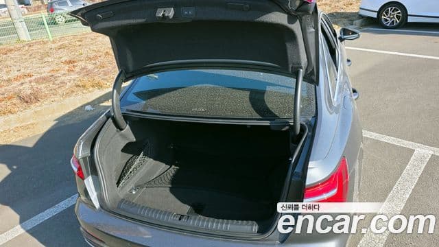 Audi A6 (C8), 2020 20