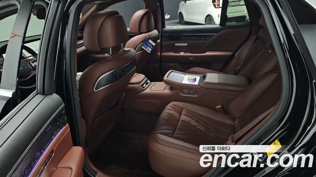 Genesis G90 (RS4) бензин 3.5 турбо AWD, 2023 12