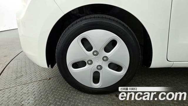 Kia The / новый New Ray Standard, 2022 все фото