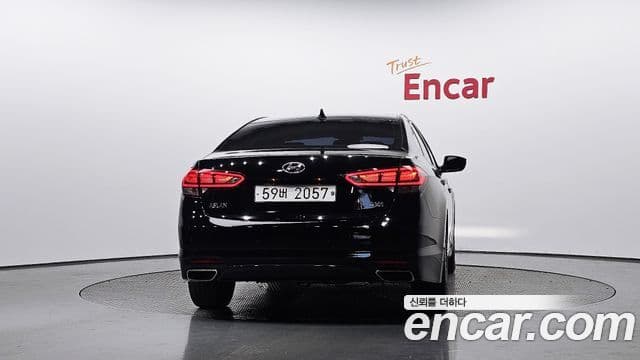 Hyundai Aslan G300 Modern Basic, 2016 4