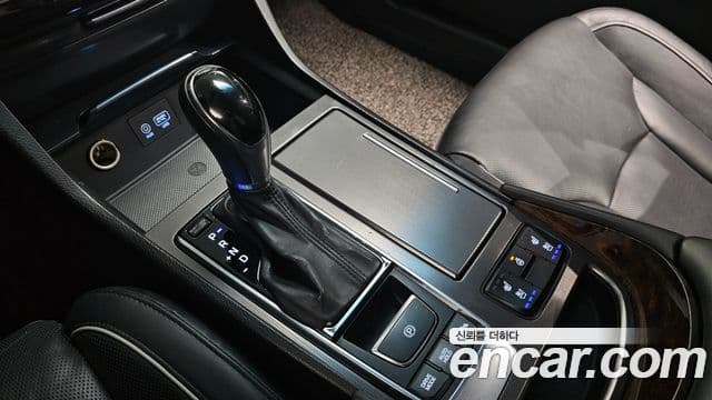 Hyundai Aslan G300 Modern Basic, 2016 9