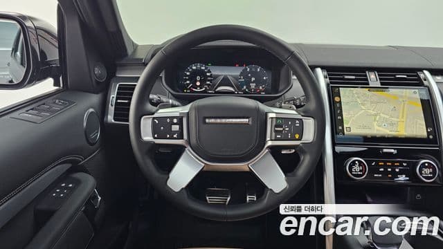 Land Rover Discovery 5 D350 Dynamic HSE, 2025 13