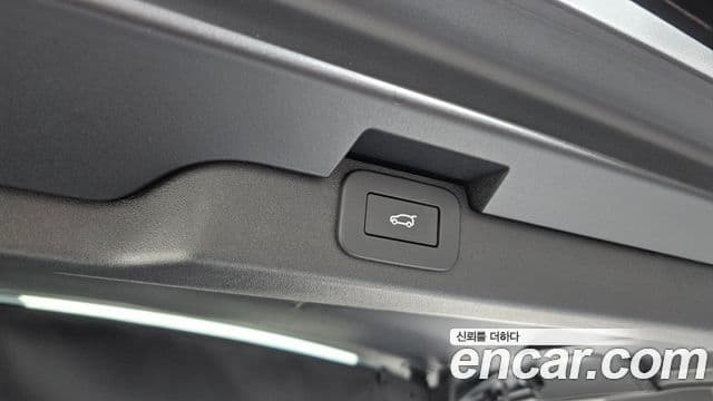 Land Rover Discovery 5 D350 Dynamic HSE, 2025 20