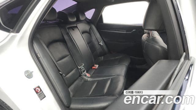 Hyundai Grandeur IG Premium, 2018 12