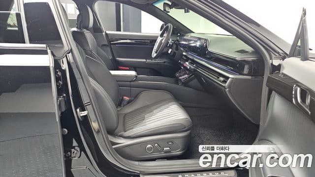 Hyundai Grandeur (GN7) Calligraphy, 2025 11