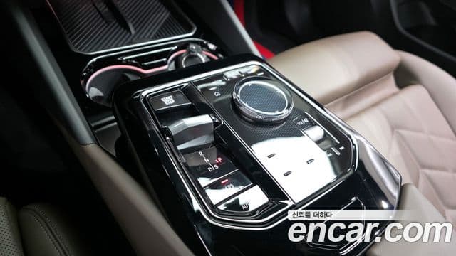 BMW 5시리즈 (G60) 520i M Sport, 2025 9