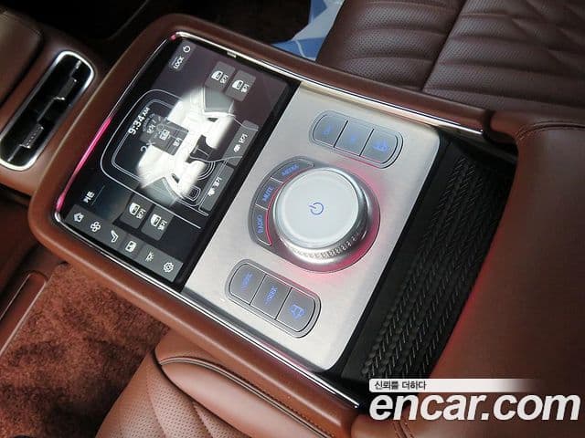 Genesis G90 (RS4) бензин 3.5 турбо AWD, 2023 9