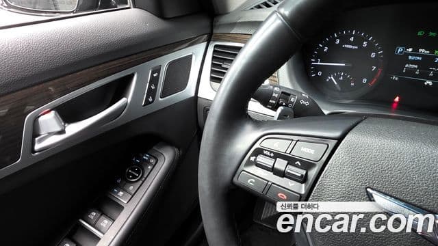 Genesis G80 Luxury, 2017 17