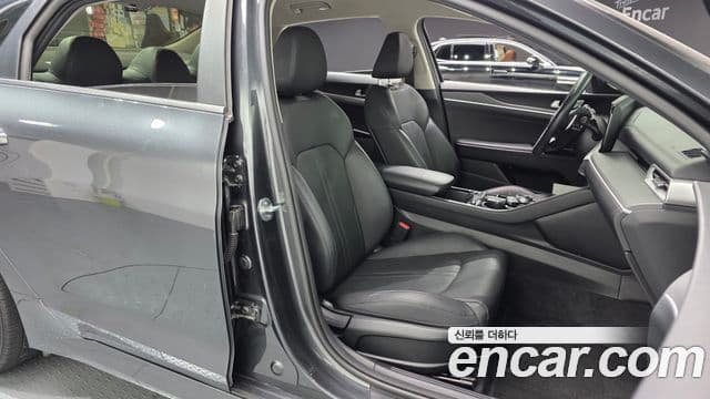 Kia K5 3세대 Prestige, 2020 10