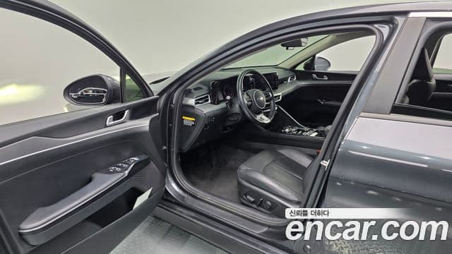 Kia K5 3세대 Prestige, 2020 11