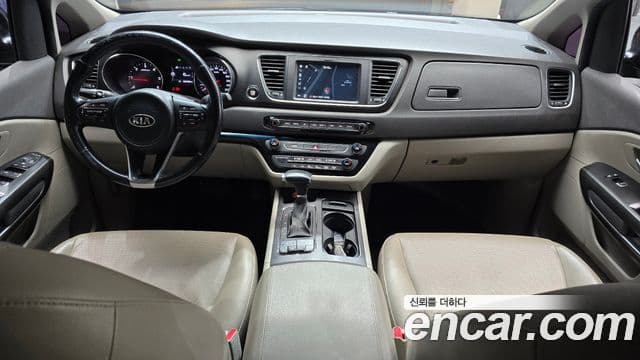 Kia All New Carnival Luxury, 2018 7