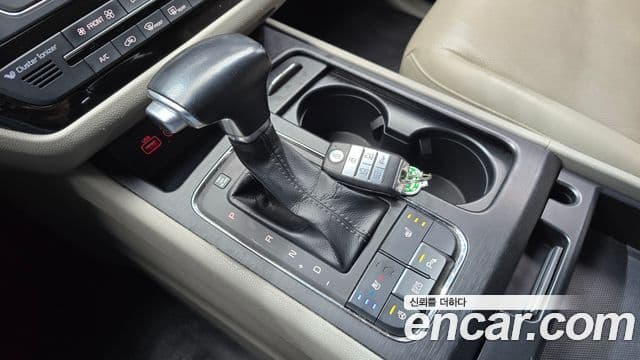 Kia All New Carnival Luxury, 2018 9