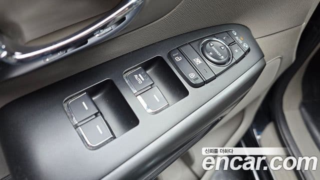 Kia All New Carnival Luxury, 2018 14