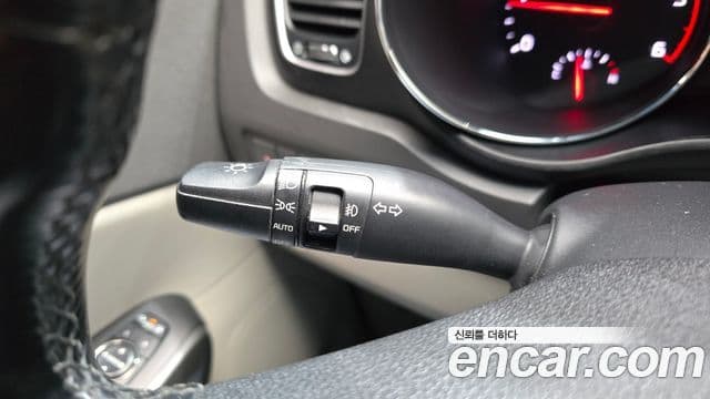 Kia All New Carnival Luxury, 2018 16