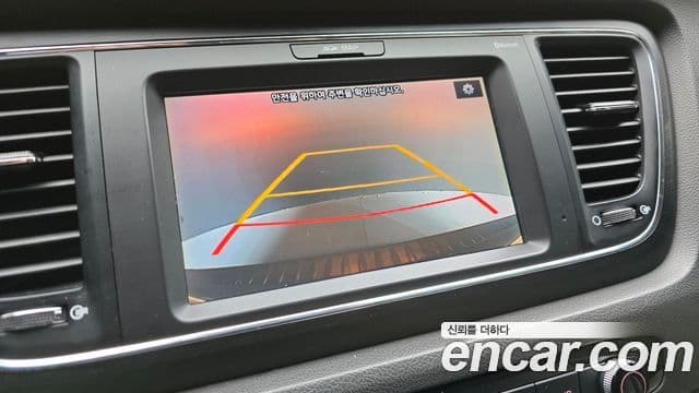 Kia All New Carnival Luxury, 2018 18