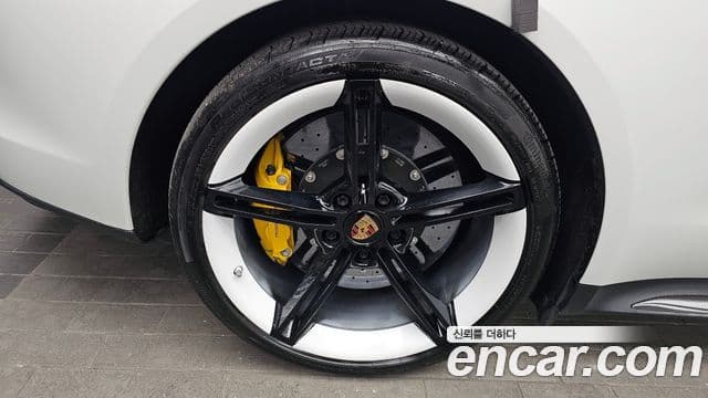 Porsche 타이칸 турбо S, 2021 все фото