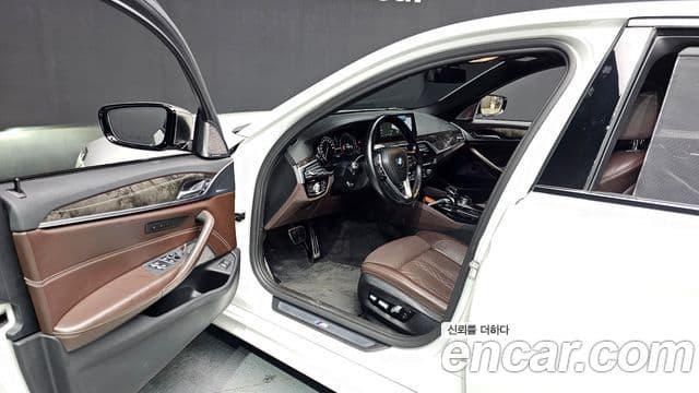 BMW 5시리즈 (G30) 530d M Sport, 2018 10