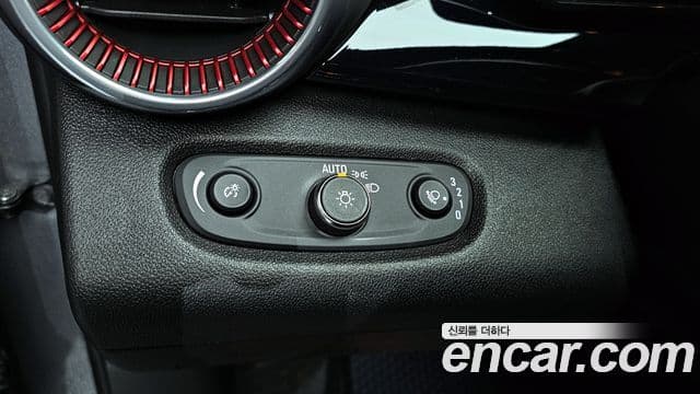 Chevrolet(GM대우) Trax кроссовер 1.2 RS, 2024 15