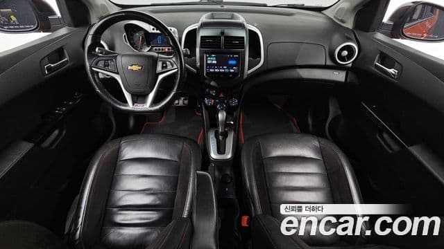 Chevrolet(GM대우) 아베오 хэтчбек 1.4 турбо RS, 2015 7