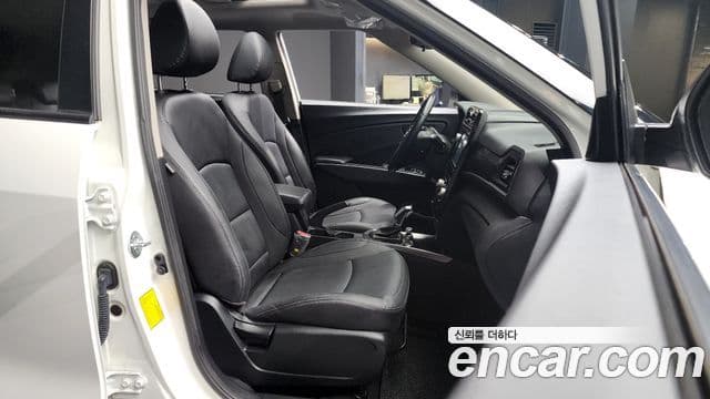 KG모빌리티(SsangYong) Berry New Tivoli V3, 2022 11