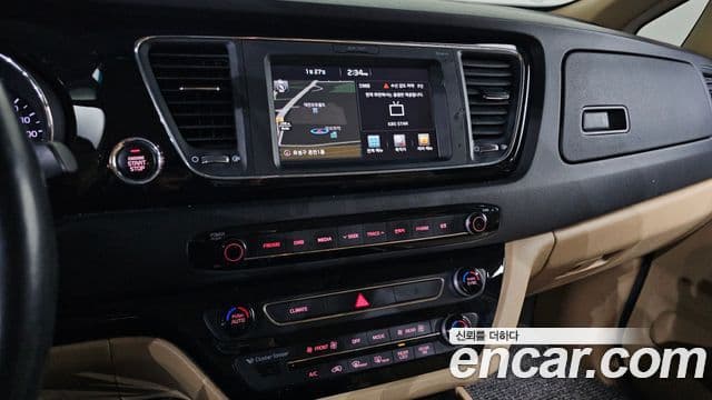 Kia All New Carnival VIP, 2017 17