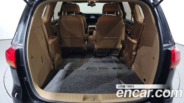Kia All New Carnival VIP, 2017 20