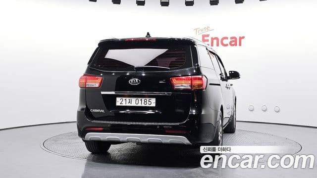 Kia All New Carnival Prestige, 2017 4