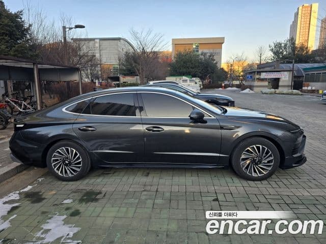 Hyundai Sonata D Edge гибрид(DN8) Exclusive, 2024 3