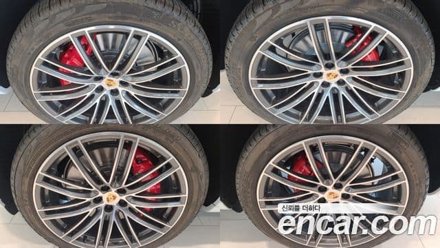 Porsche Macan 95B, 2023 все фото