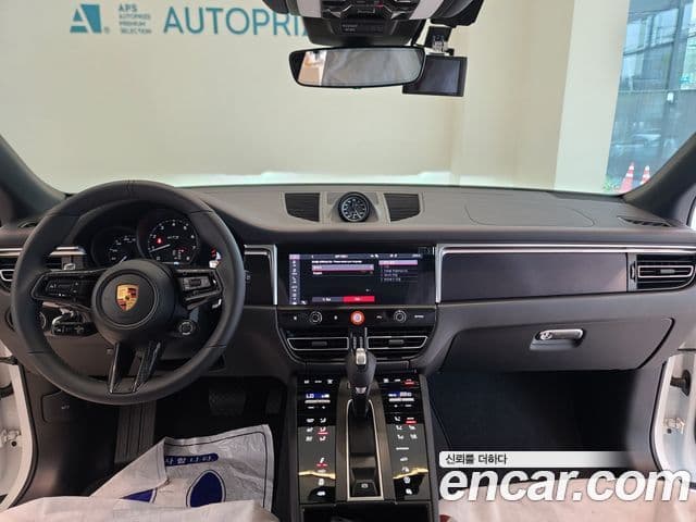 Porsche Macan 95B, 2023 6