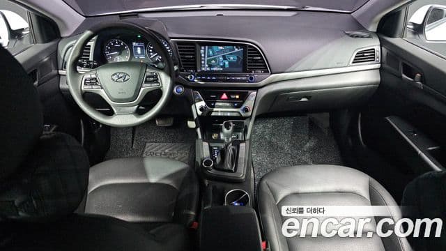 Hyundai Avante AD 1.6 GDI Value Plus, 2018 7